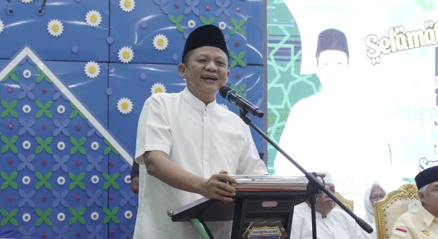 Bupati Enos di Dampingi Wabup Yudha lepas 437 JCH asal OKU Timur Menuju Embarkasi Palembang