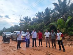 Lumpur Disingkirkan, Jalan Mekar Jaya Kabupaten Muba Siap Dikeraskan