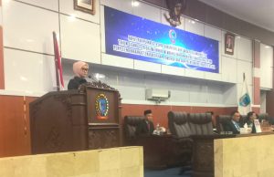 Wabup Lahat, Widia Ningsih Sampaikan Raperda Ketenagakerjaan, Seluruh Fraksi DPRD Lahat Dukung Penuh