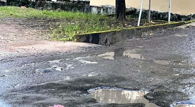Bak “Kolam Ikan”, Kerusakan Parah di Jalan Mayor Zurbi Bustan Palembang Makin tak Mengerikan