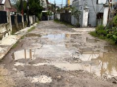 Lorong Kehakiman Kemuning Palembang Berubah Jadi ‘Wahana’ Lumpur dan Lubang Maut