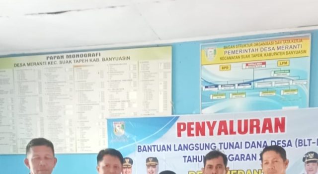 Pemdes Desa Meranti Salurkan BLT DD ke 32 KPM