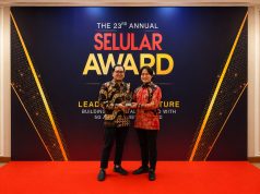 Sharp AQUOS Sense10 Raih Penghargaan Smartphone of The Year 2025, Mid Range Category di Ajang Selular Awards