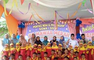 34 Tunas Bangsa dari PAUD Mawar Merah Tambahasri Jalani Wisuda, Pentas Seni Meriahkan Acara