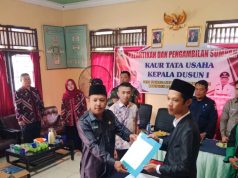 Pelantikan dan Pengambilan Sumpah Perangkat Desa Tanjung Laut Banyuasin