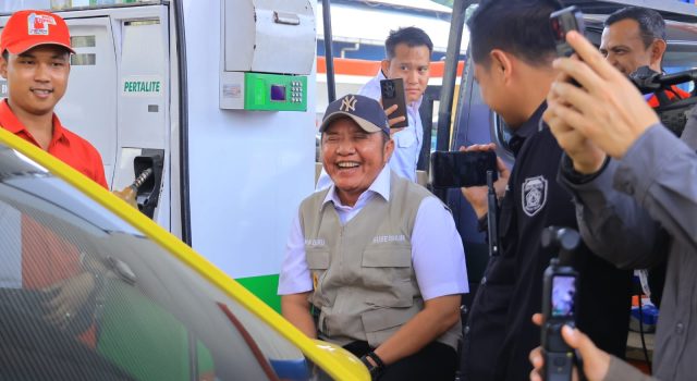 Herman Deru Gerak Cepat Urai Antrean Biosolar, Instruksikan Pertamina Jamin Pasokan 24 Jam dan Atur Distribusi Kendaraan