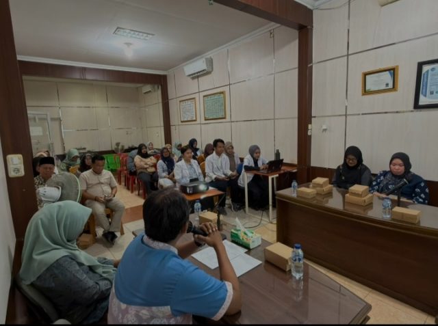 Litan--suasana rapat