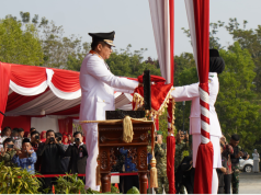 Peringati HUT RI ke- 81 Pemkab OKU Timur Laksanakan Upacara Bendera di Halaman Perkantoran Pemkab