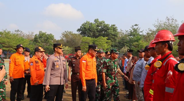 Bupati Enos Pimpin Langsung Apel Kesiapsiagaan Karhutla