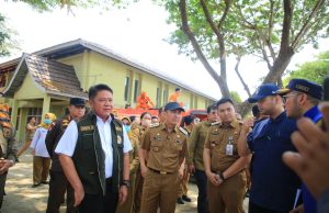 Dampingi Gubernur Sumsel, Wali Kota Palembang Tinjau Posko Karhutla di Kertapati