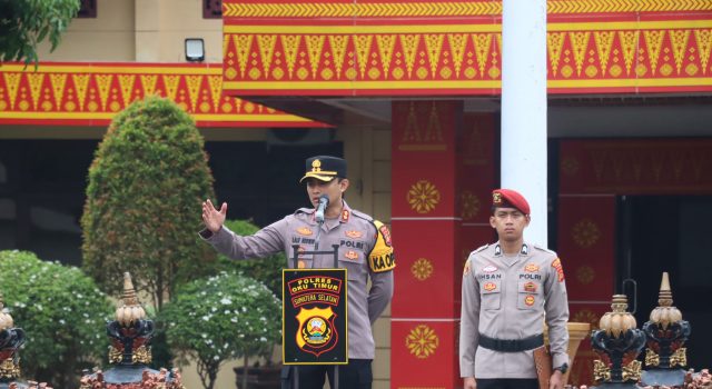 Pimpin Apel Jam Pimpinan, Kapolres OKU Timur Tekankan Penanganan Karhutla dan Pelayanan Masyarakat